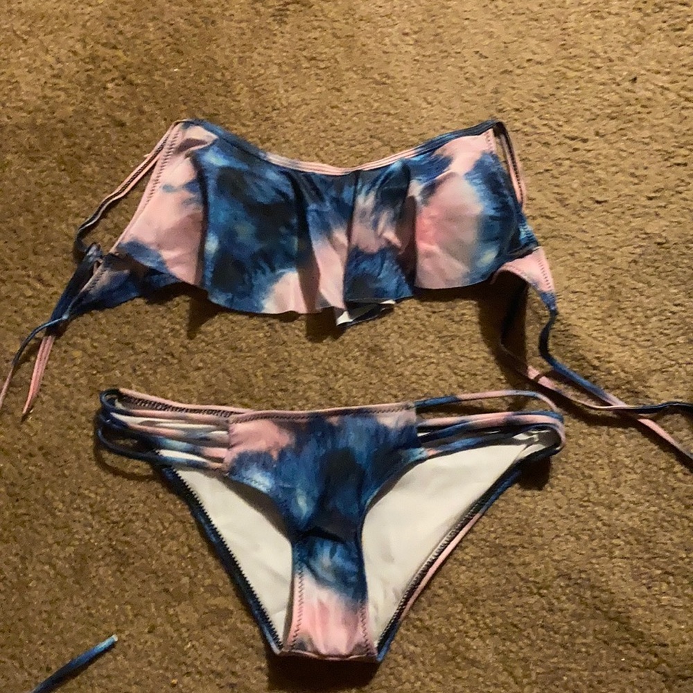 Brand new tie-dye blue/pink bikini